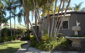 Wunpalm Motel & Cabins - Late Check-In Available